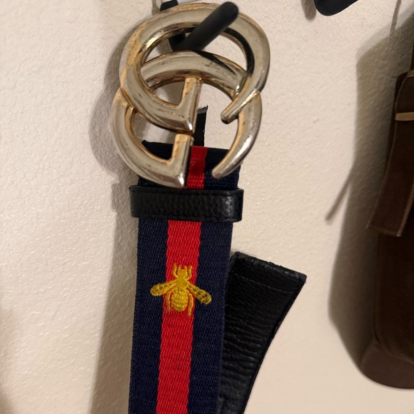 Gucci Silver Buckle Belt with Red and Blue Stripe (limit Bumble Bee detail)
